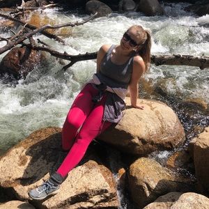 Meet your Posher, Victoria